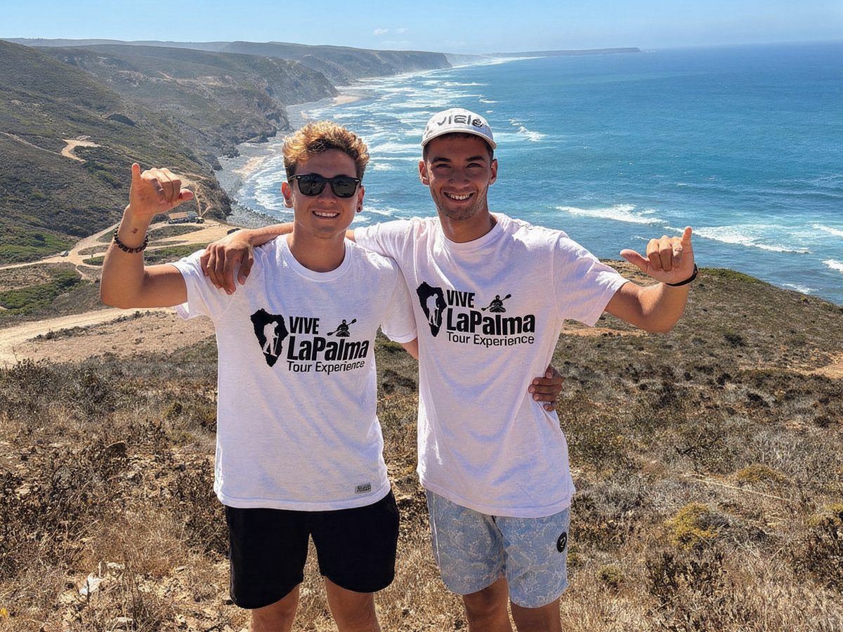 Parte del equipo de Vive La Palma, guías locales palmeros.