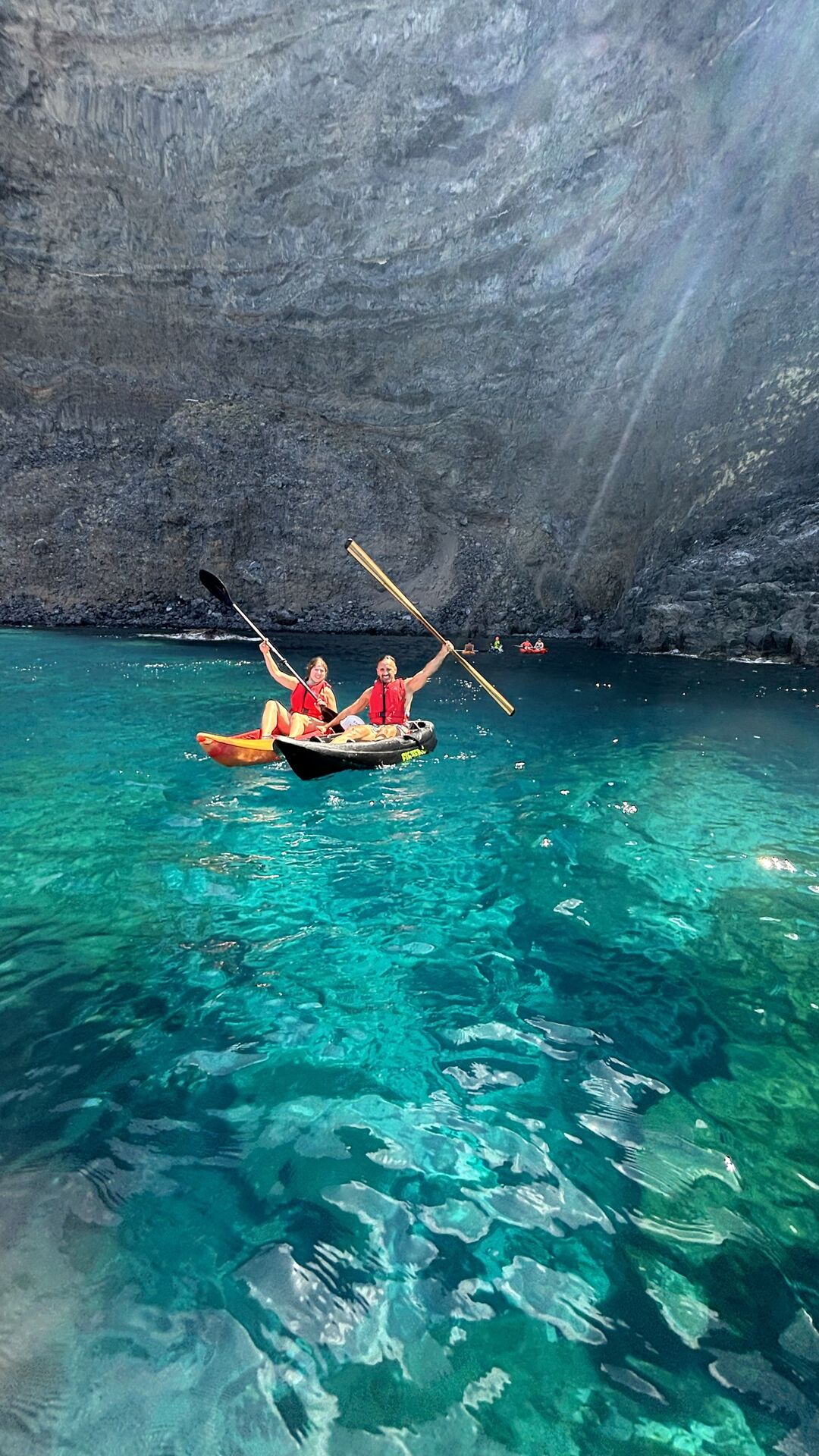 Kayak outing setting off from Porís de Candelaria, Tijarafe coast, La Palma
