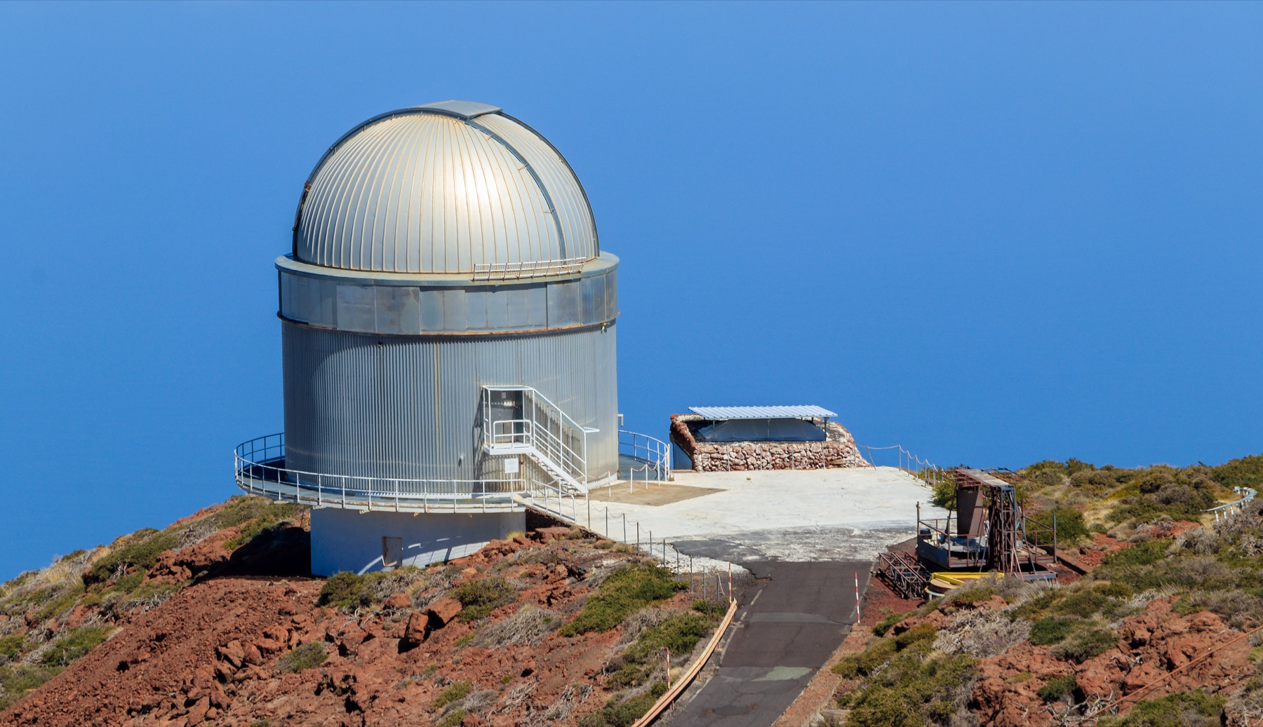 Cúpulas del Observatorio del Roque de los Muchachos en La Palma