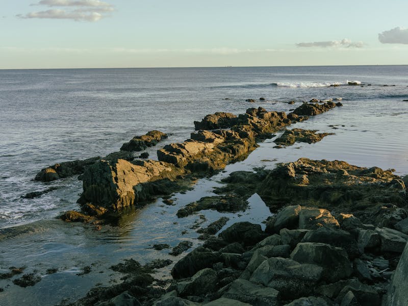Acantilados al atardecer